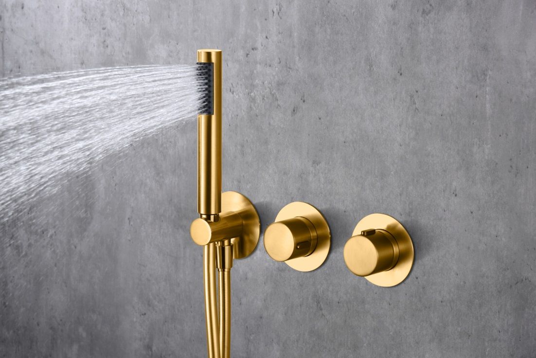 O cartucho termostático autolimpante. TURN CLEAN SYSTEM, permite manter uma temperatura de água estável sem que a abertura de outra torneira baixe a temperatura da água.