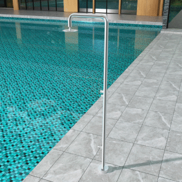 Chuveiro para piscina com lava pés Michigan Acerado em aço S316 anticorrosão