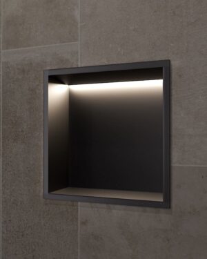 Nicho de parede com LED Indic 33x33cm para casa de banho em Aço Inox Preto Mate instalado.