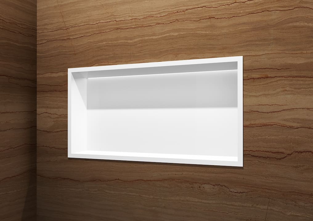 Nicho de encastrar com luz LED Oceanic 33x63cm em aço inox Branco Mate instalado.