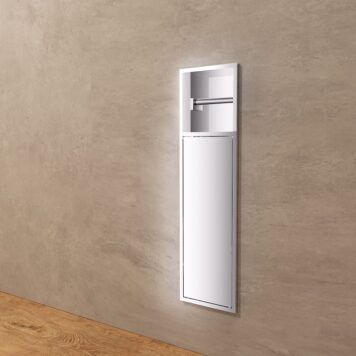 Nicho de encastrar para porta-escovas Egean 17x60cm em níquel escovado instalado na parede.